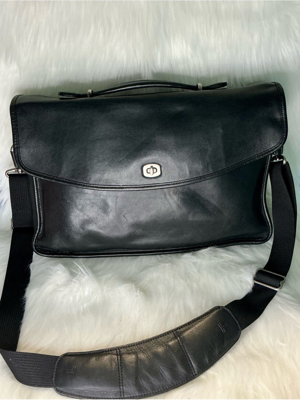 Classic Black Coach VTG Leather Men's Messenger Briefcase